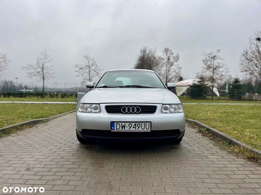 Audi A3 Sportback - 2