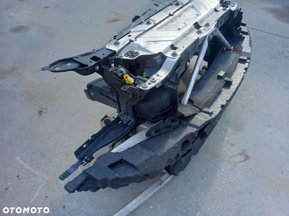 PAS PRZEDNI WZMOCNIENIE CHŁODNICE BMW 3 G20 G21 - 2