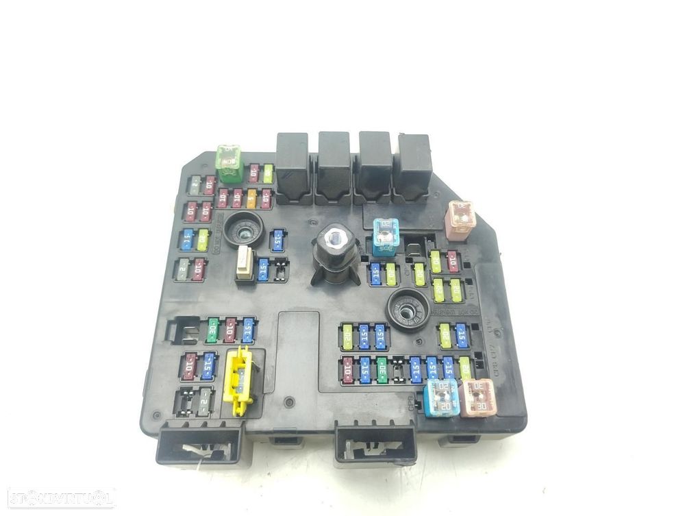 CAIXA DE RELES FUSÍVEIS CHEVROLET CAPTIVA - 1