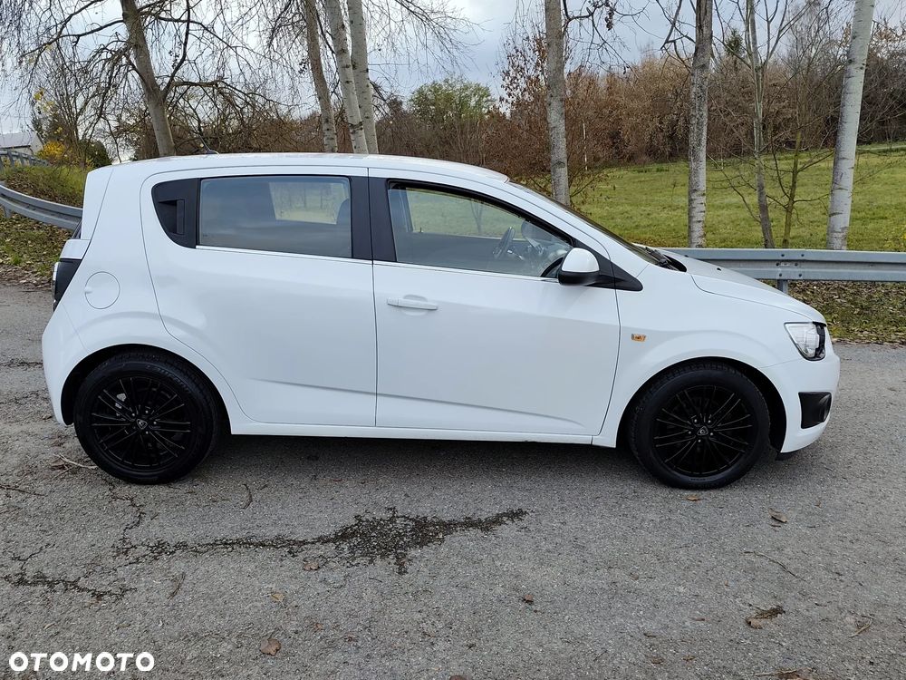 Chevrolet Aveo 1.6 LTZ S/S - 5