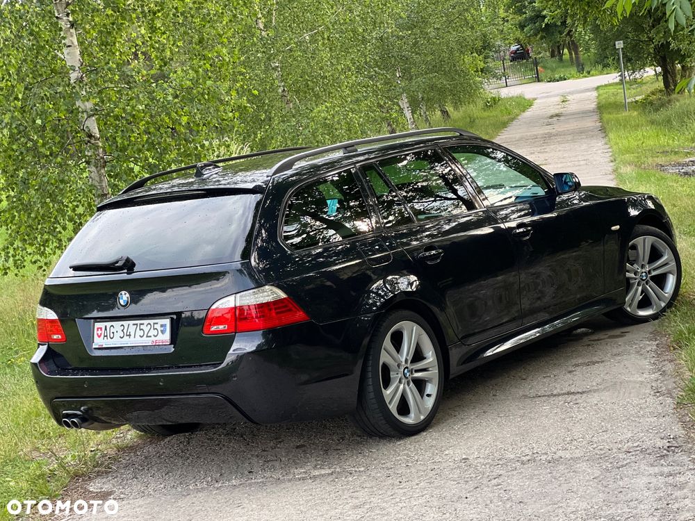 BMW Seria 5 530d xDrive - 14