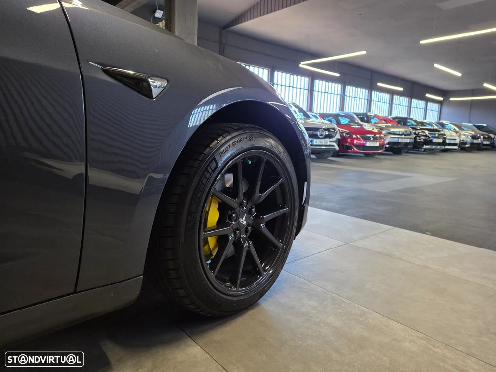 Tesla Model 3 Standard Range Plus RWD - 27