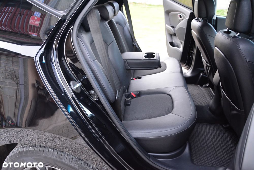 Hyundai ix35 1.6 2WD blue Trend - 23