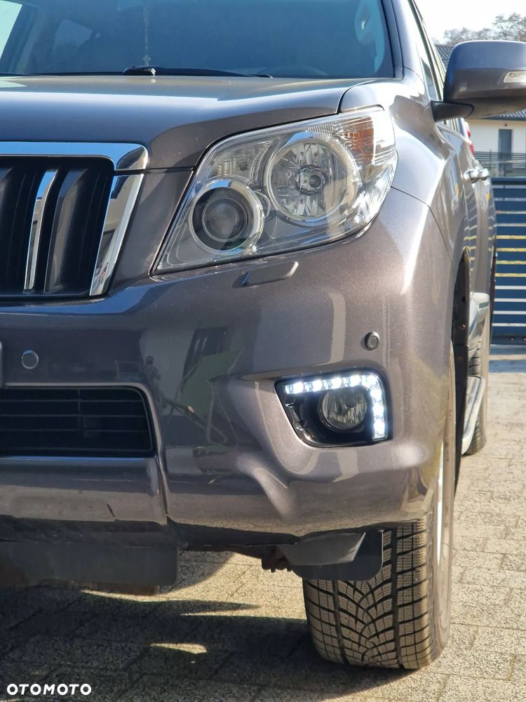 Toyota Land Cruiser 3.0 D-4D Automatik Executive - 2