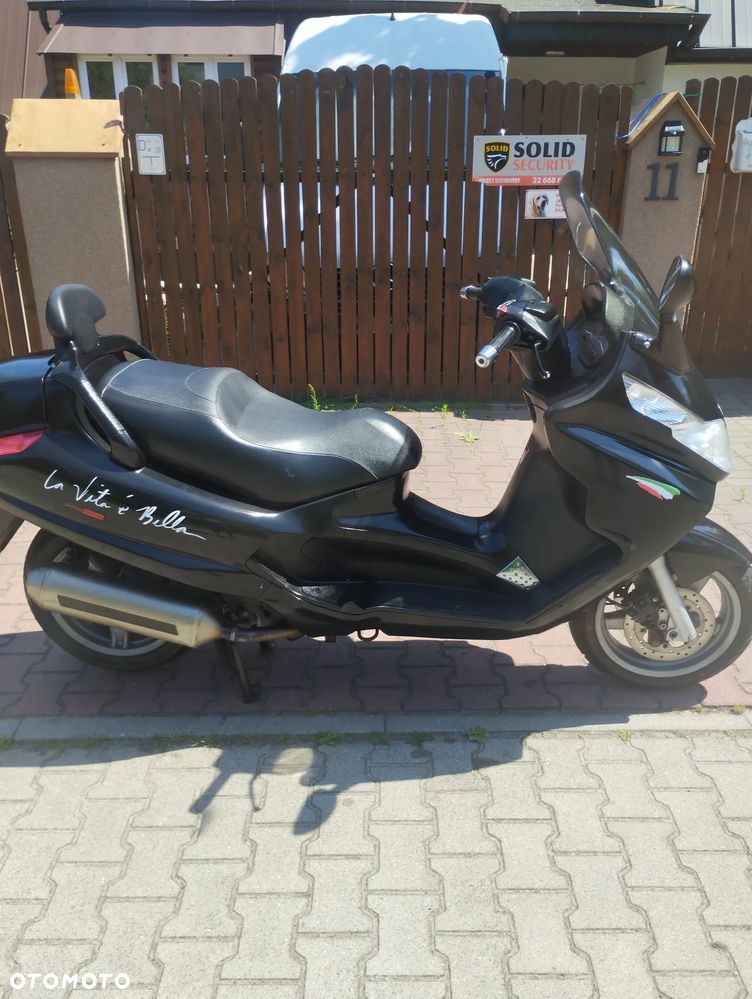 Piaggio X8 - 3
