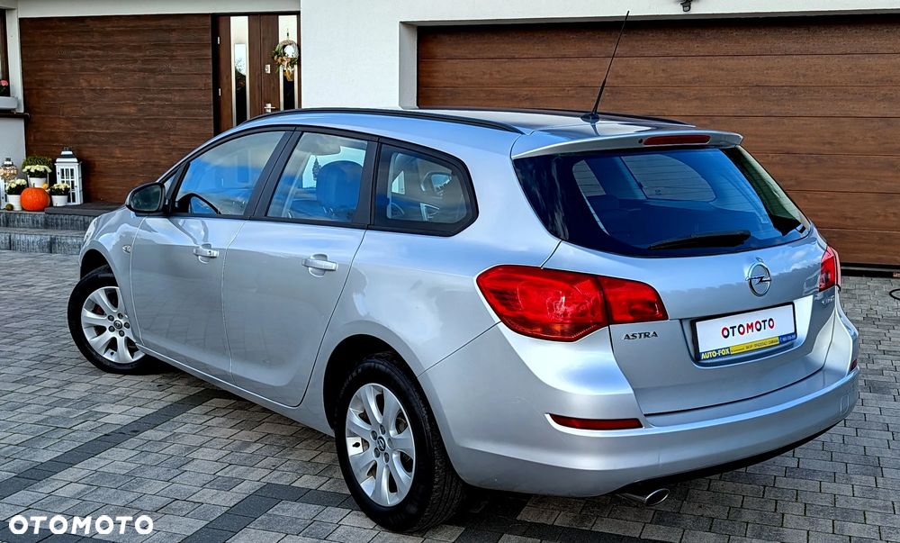 Opel Astra - 13