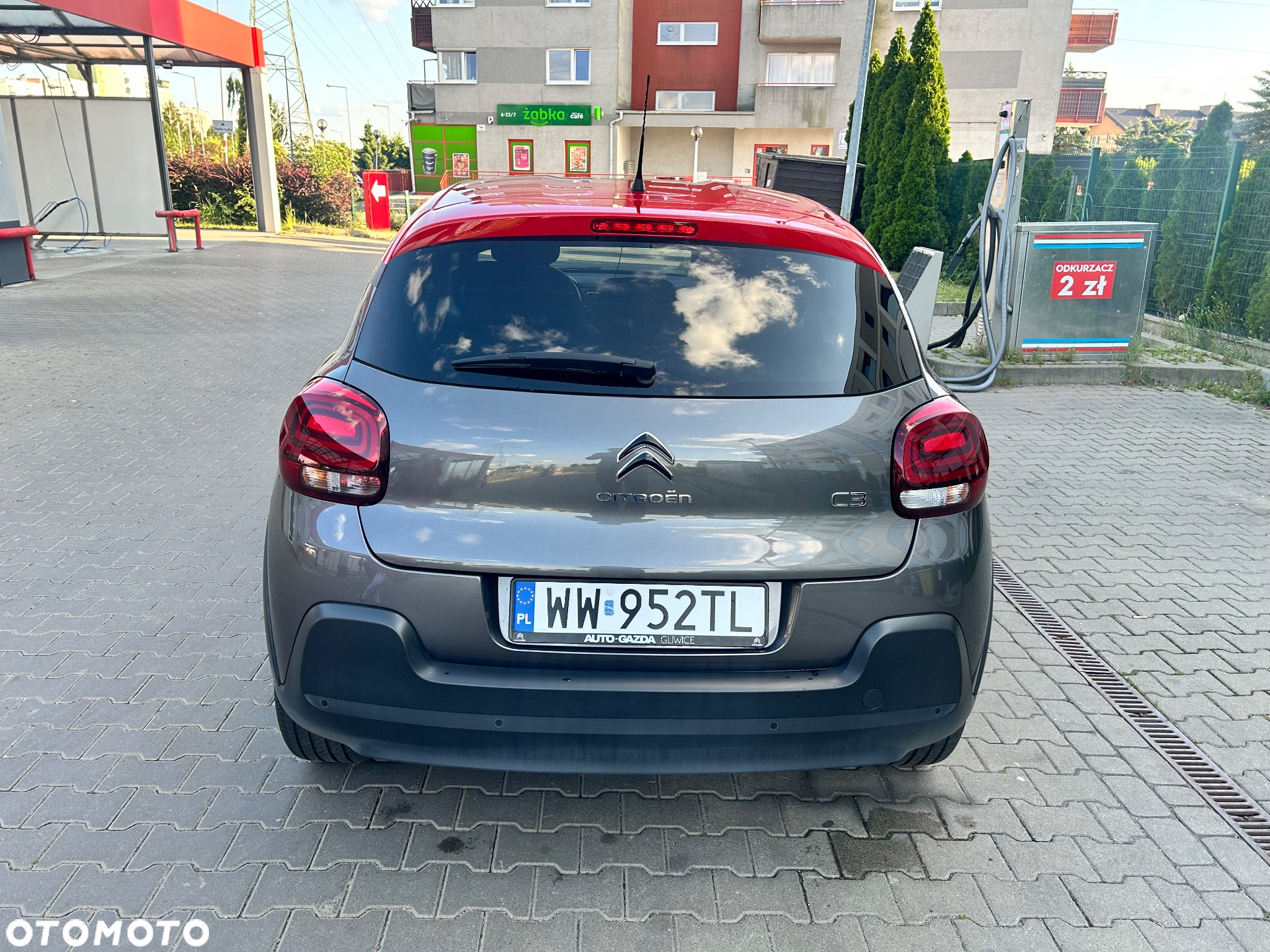 Citroën C3 1.2 PureTech Shine - 2