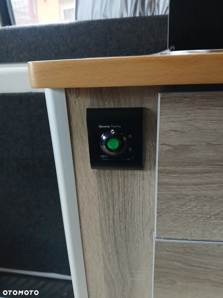 Mercedes-Benz Sprinter - 38