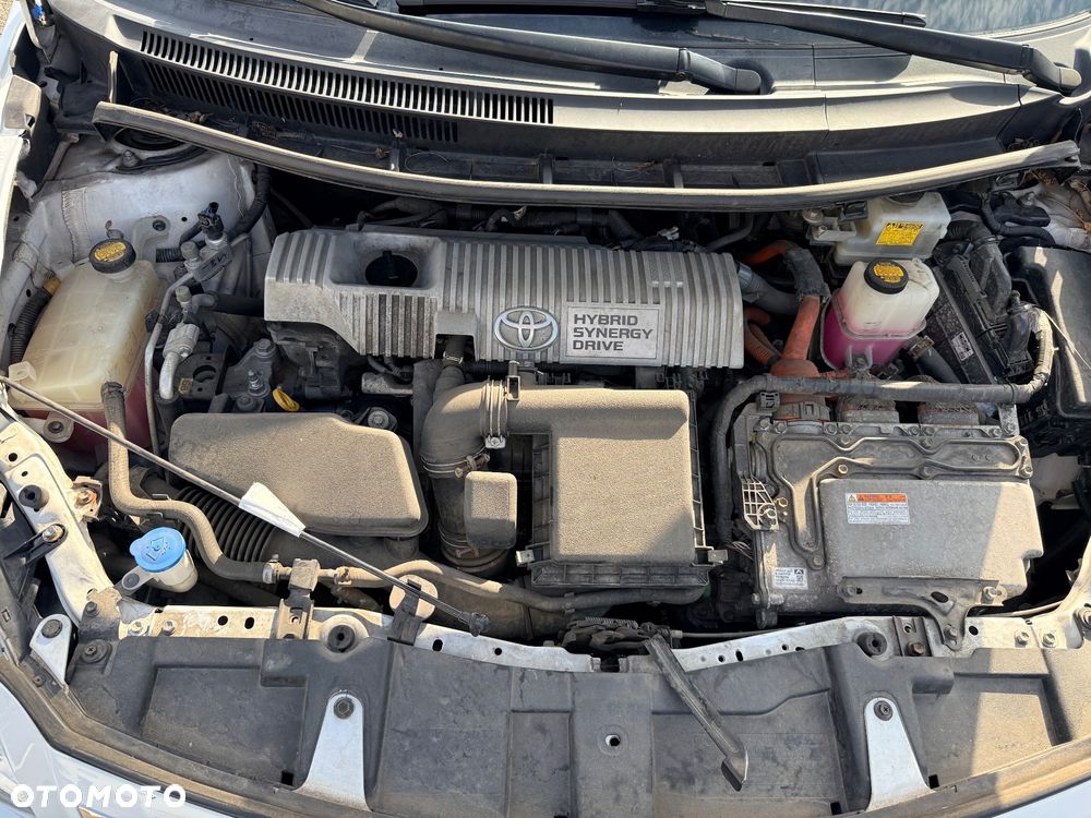 Toyota Auris 1.8 HSD Luna - 17