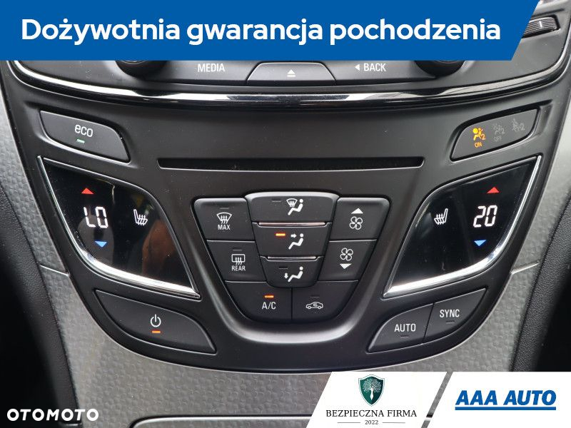 Opel Insignia - 22