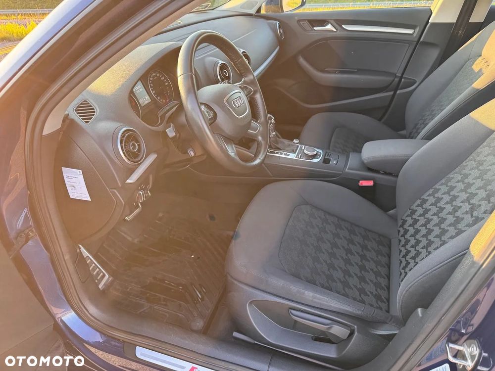 Audi A3 Sportback 1.6 TDI Ambition S tronic - 20