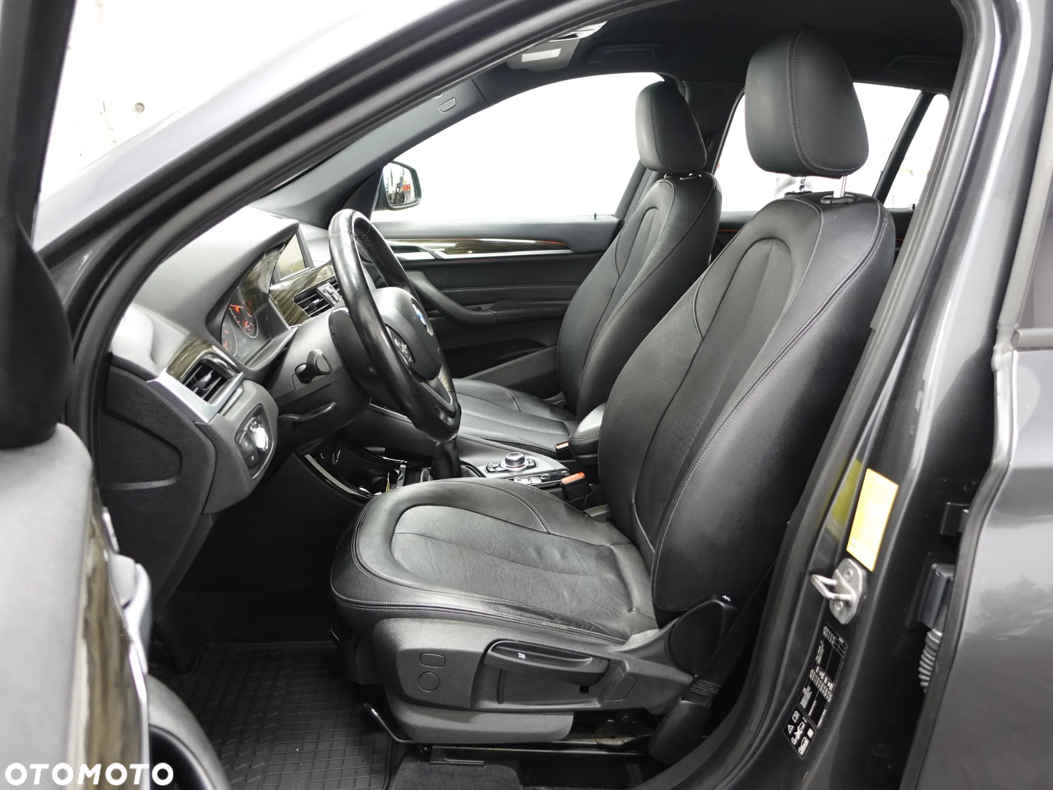 BMW X1 xDrive18d - 22