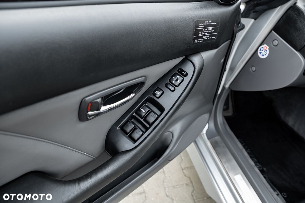 Subaru Outback 3.0 H6 - 18