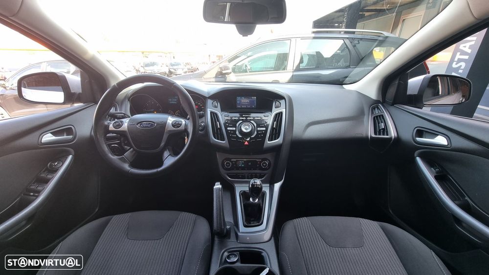 Ford Focus SW 1.6 TDCi Titanium Best - 4