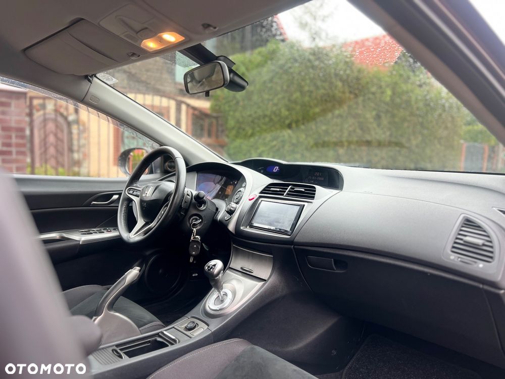 Honda Civic 1.4 i-VTEC i-SHIFT Comfort - 27