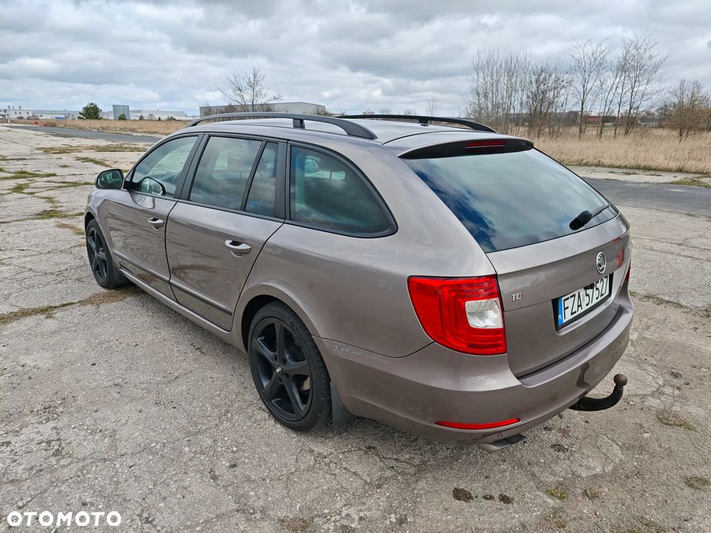 Skoda Superb 2.0 TDI Elegance Green tec - 7