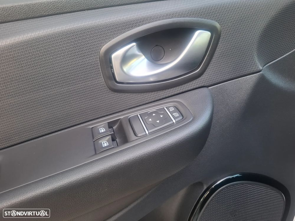 Renault Clio Sport Tourer 0.9 TCe Limited - 33