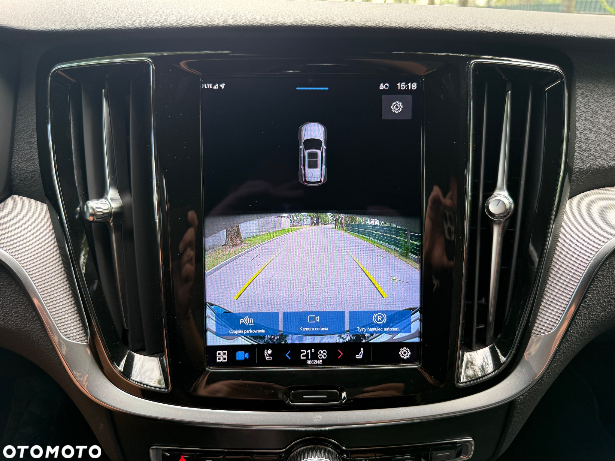 Volvo V60 T6 AWD Recharge Geartronic RDesign - 15