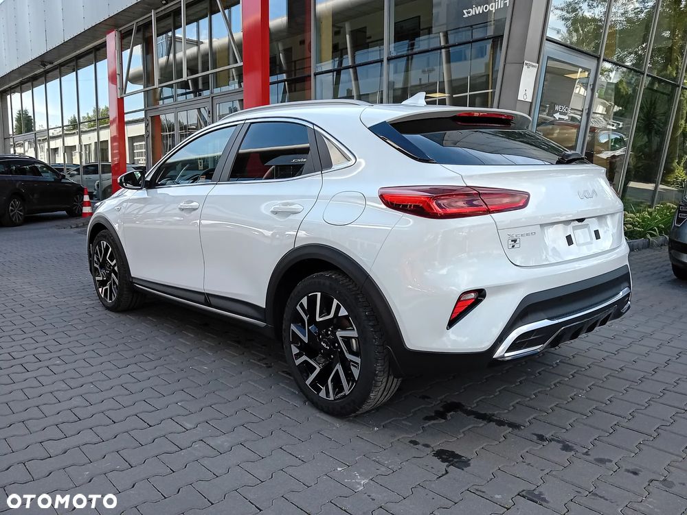 Kia XCeed 1.6 T-GDI M DCT - 4