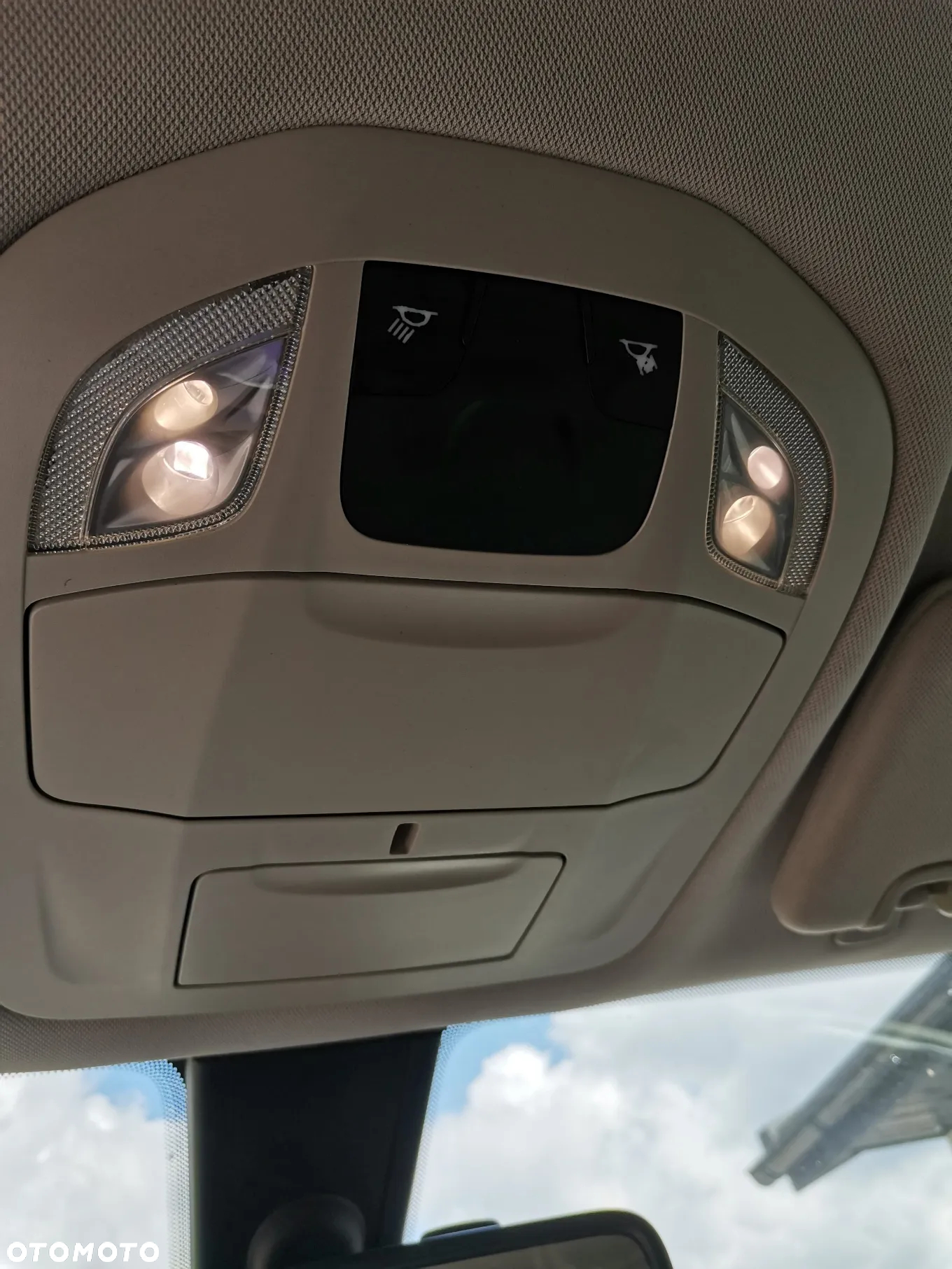 Chrysler Pacifica - 5