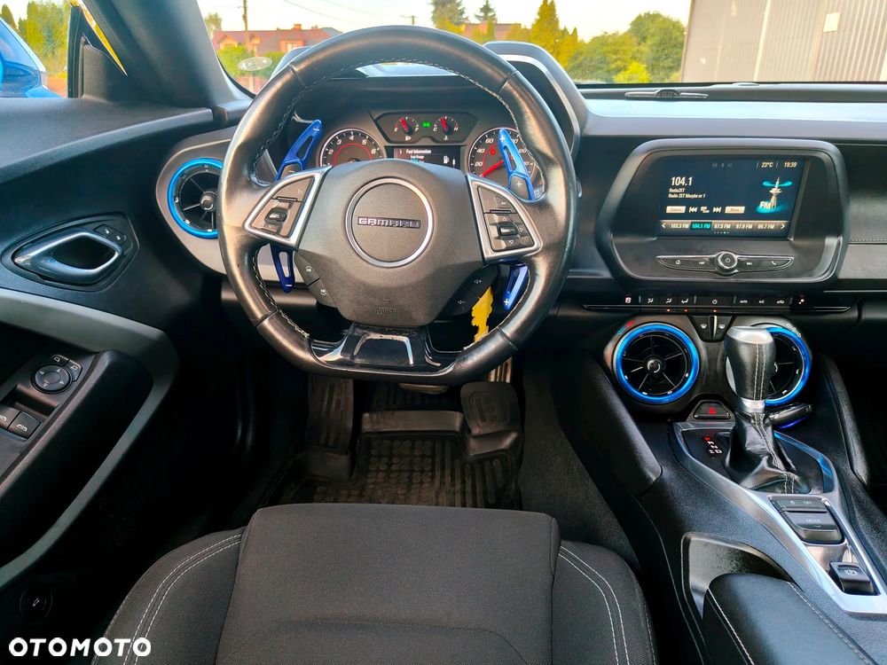 Chevrolet Camaro - 18