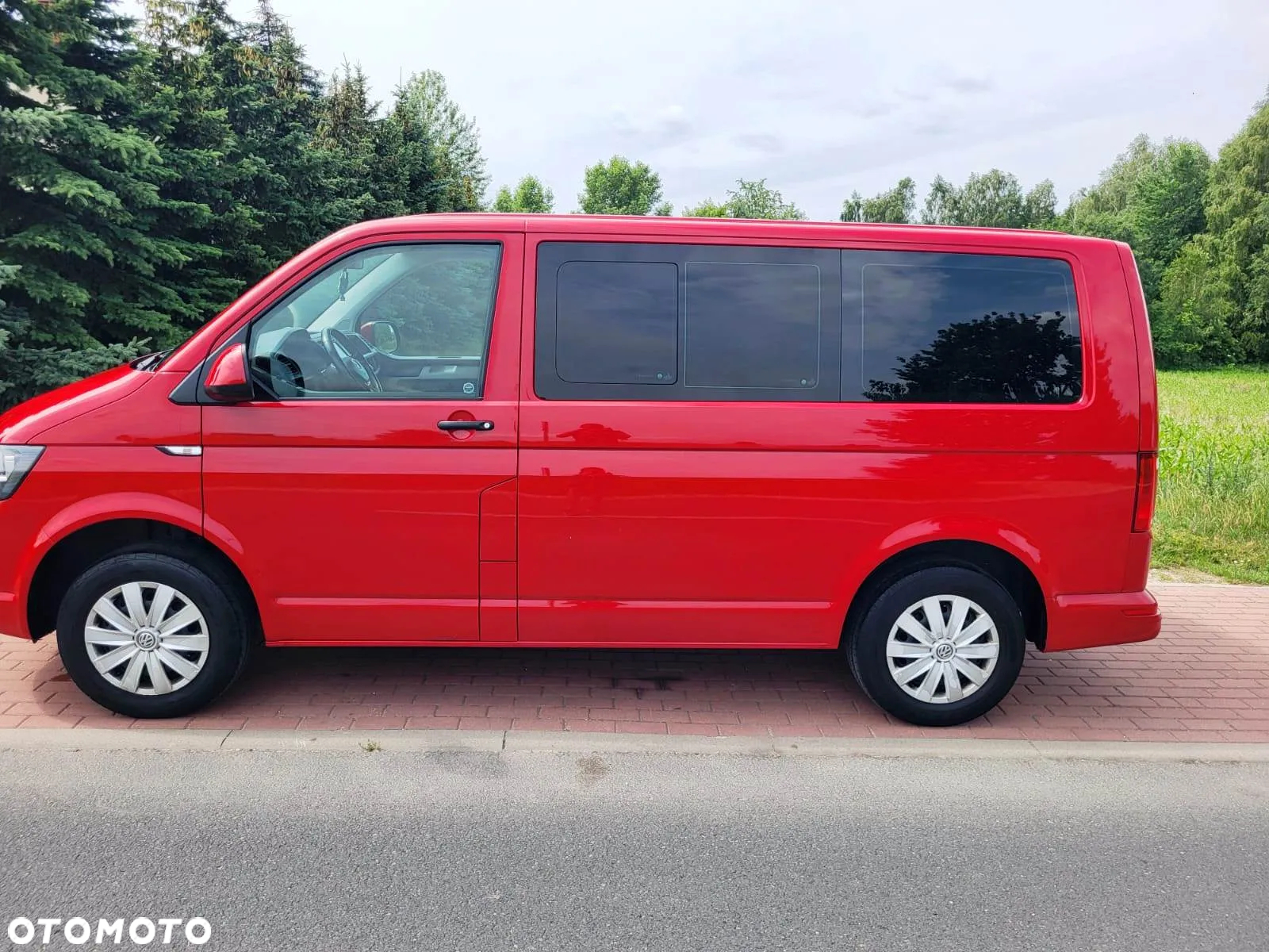 Volkswagen Caravelle 2.0 TDI L1 Comfortline DSG - 4