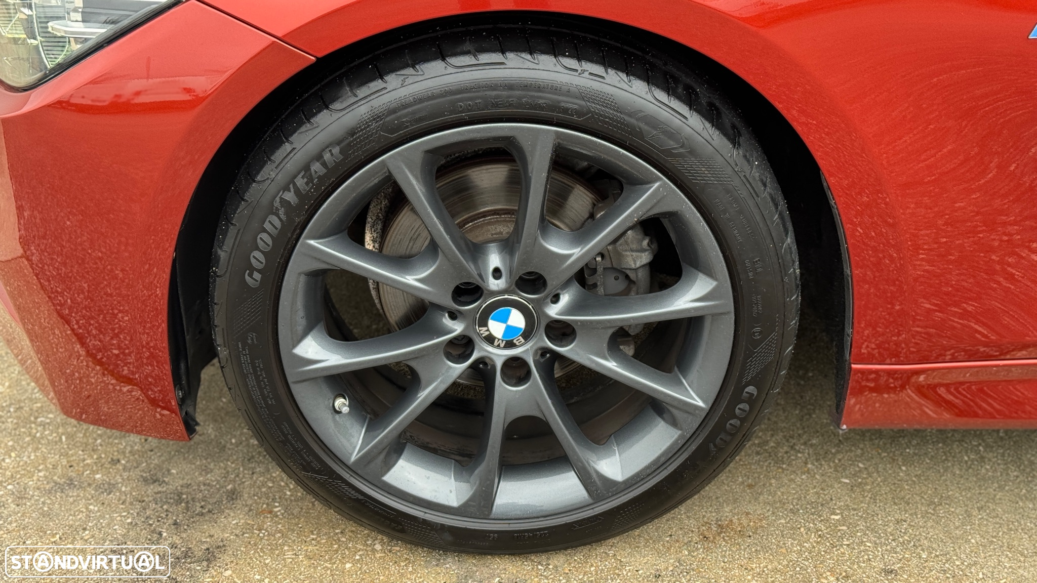 BMW 318 d Touring Pack M Shadow Auto - 45