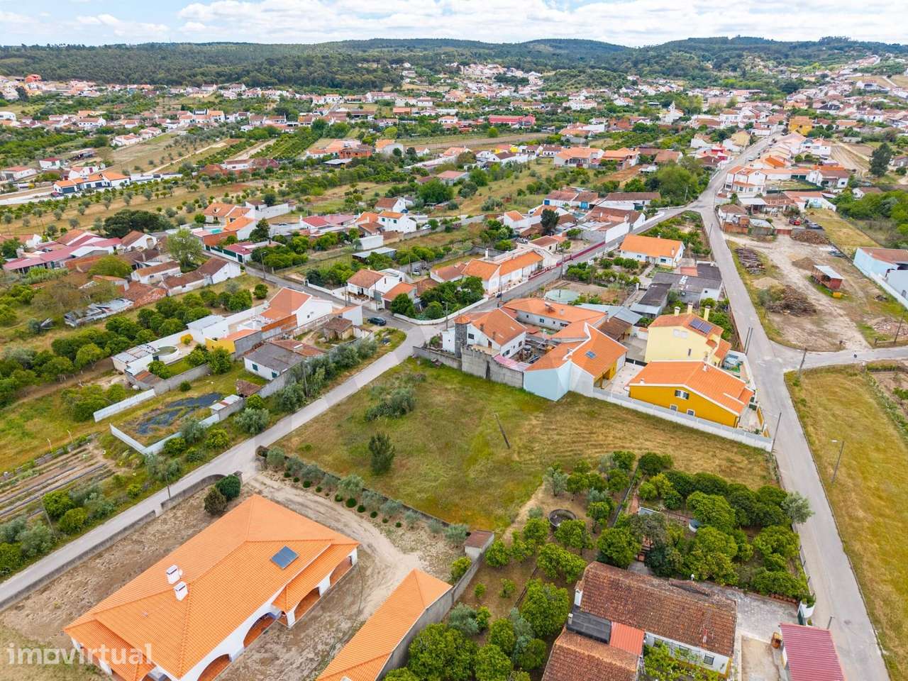 Terreno Carregueira, 755 m2, com 381 m2 de área  de construção - Grande imagem: 3/15