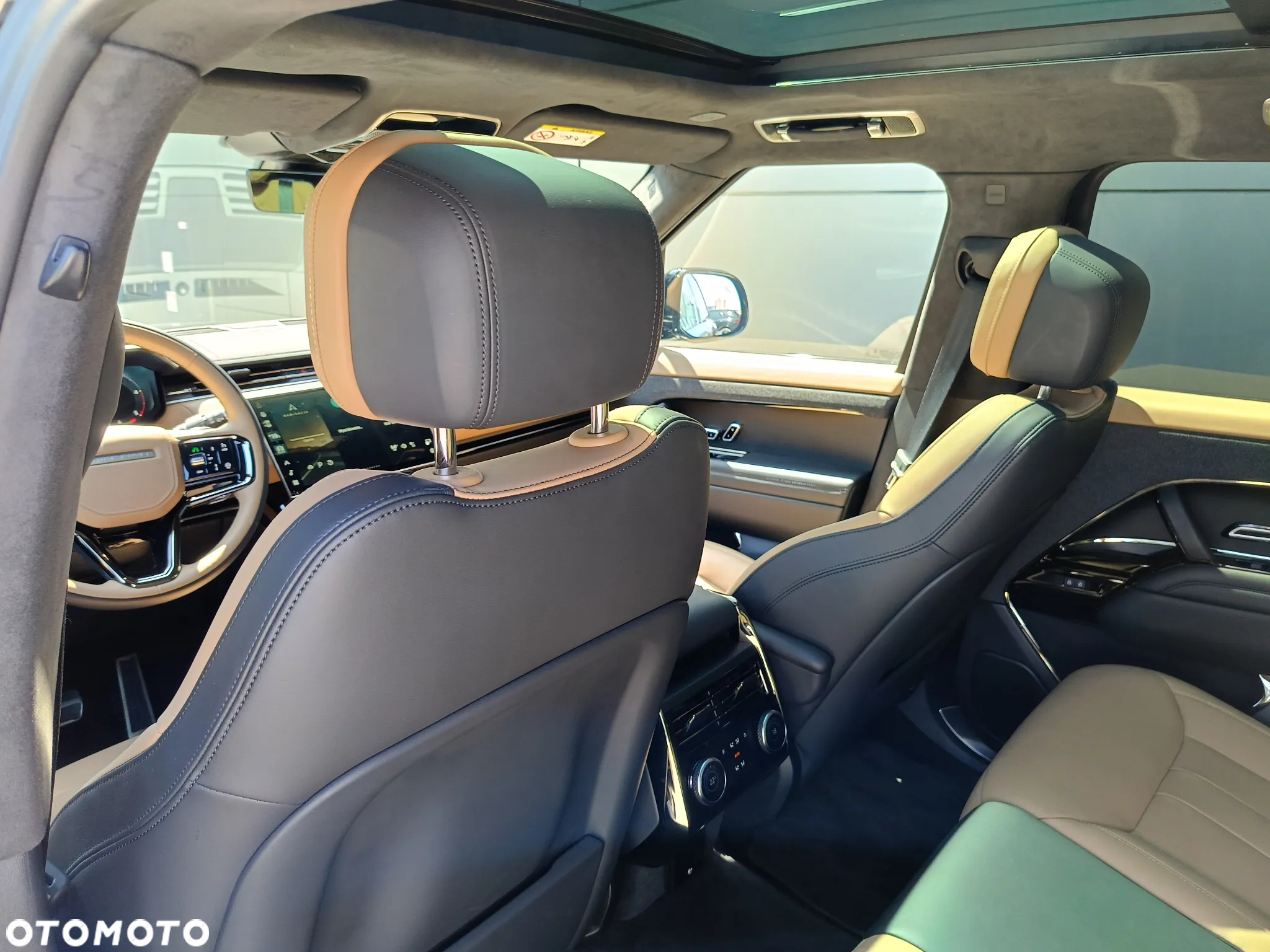 Land Rover Range Rover Sport - 34
