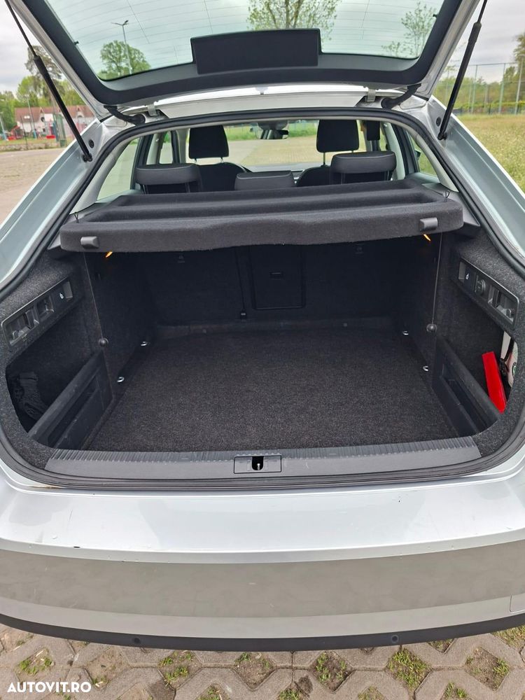 Skoda Superb 2.0 TDI Ambition - 12