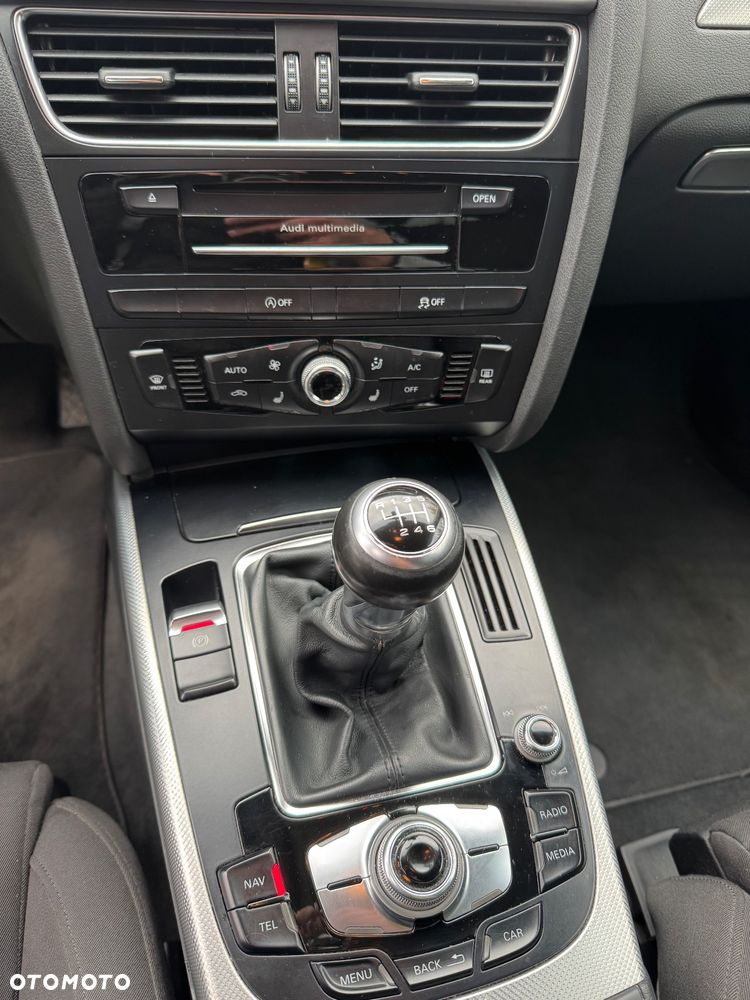 Audi A4 Avant 2.0 TDI ultra DPF Ambition - 13
