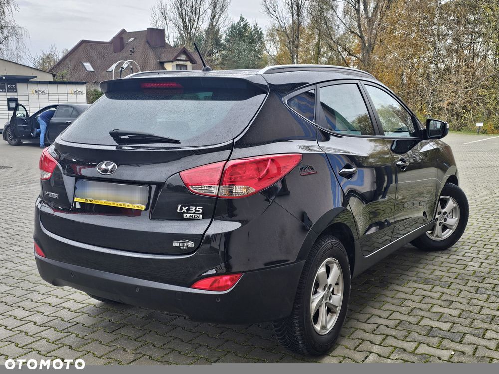 Hyundai ix35 1.7 CRDi 2WD blue Finale Gold - 4