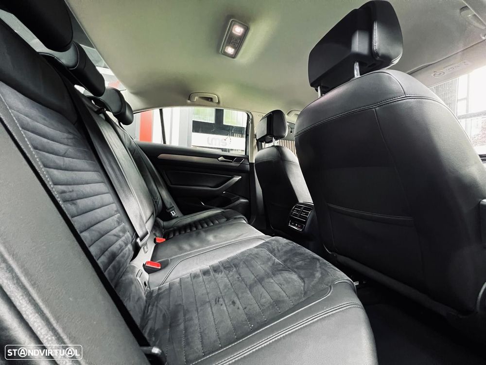 VW Passat 2.0 TDI Highline DSG - 33