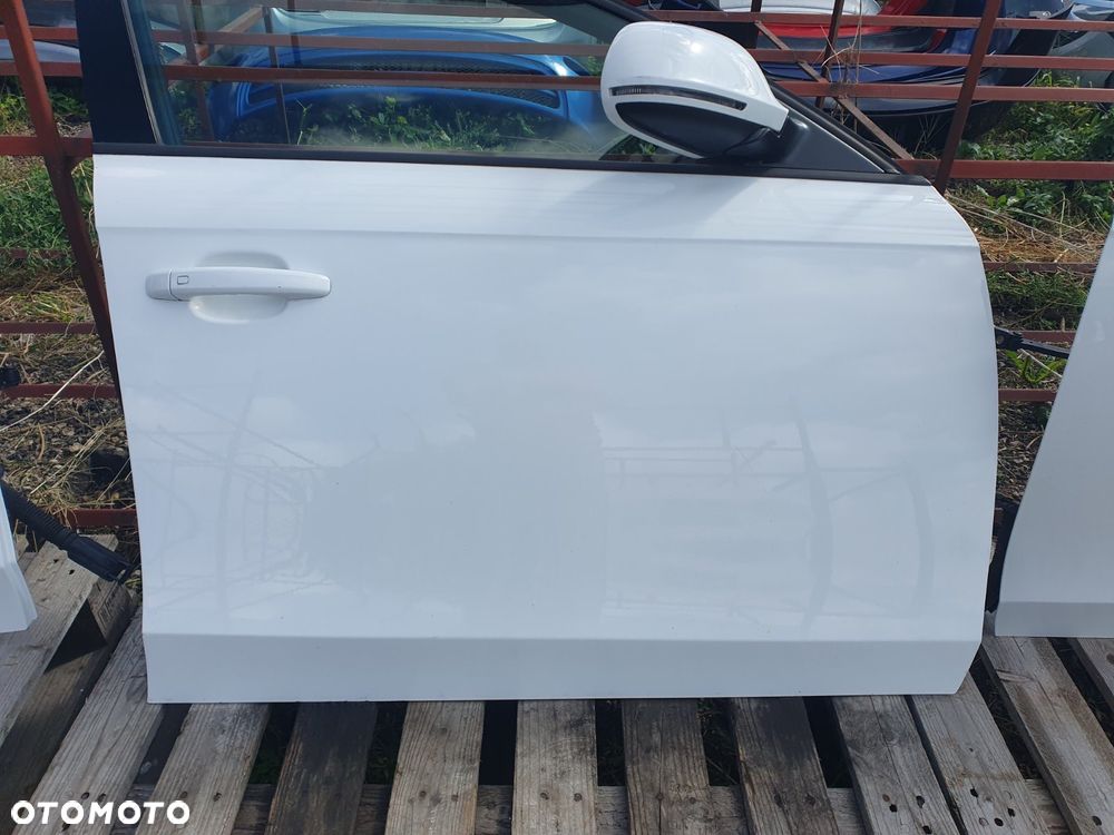 Drzwi TYŁ L/P TYŁ AUDI A4 B8 SEDAN KOD LAKIERU LY9C - 8