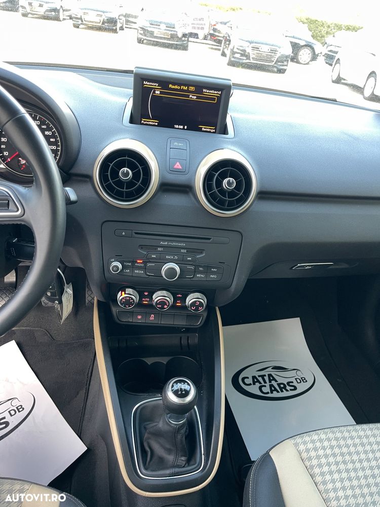 Audi A1 1.2 TFSI Ambition - 32