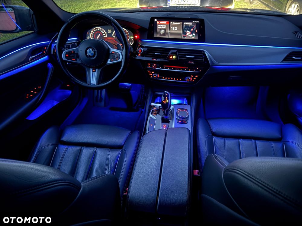BMW Seria 5 520d M Sport - 25
