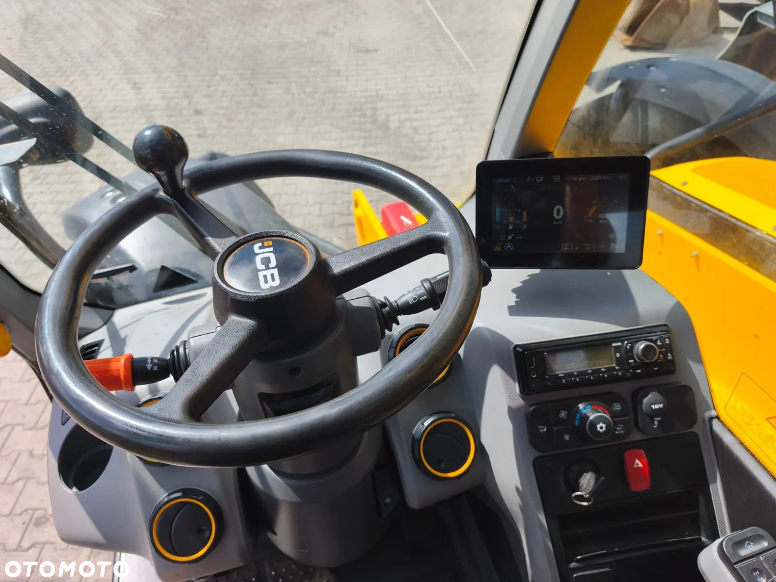 JCB 538-70 AGRI SUPER - 12
