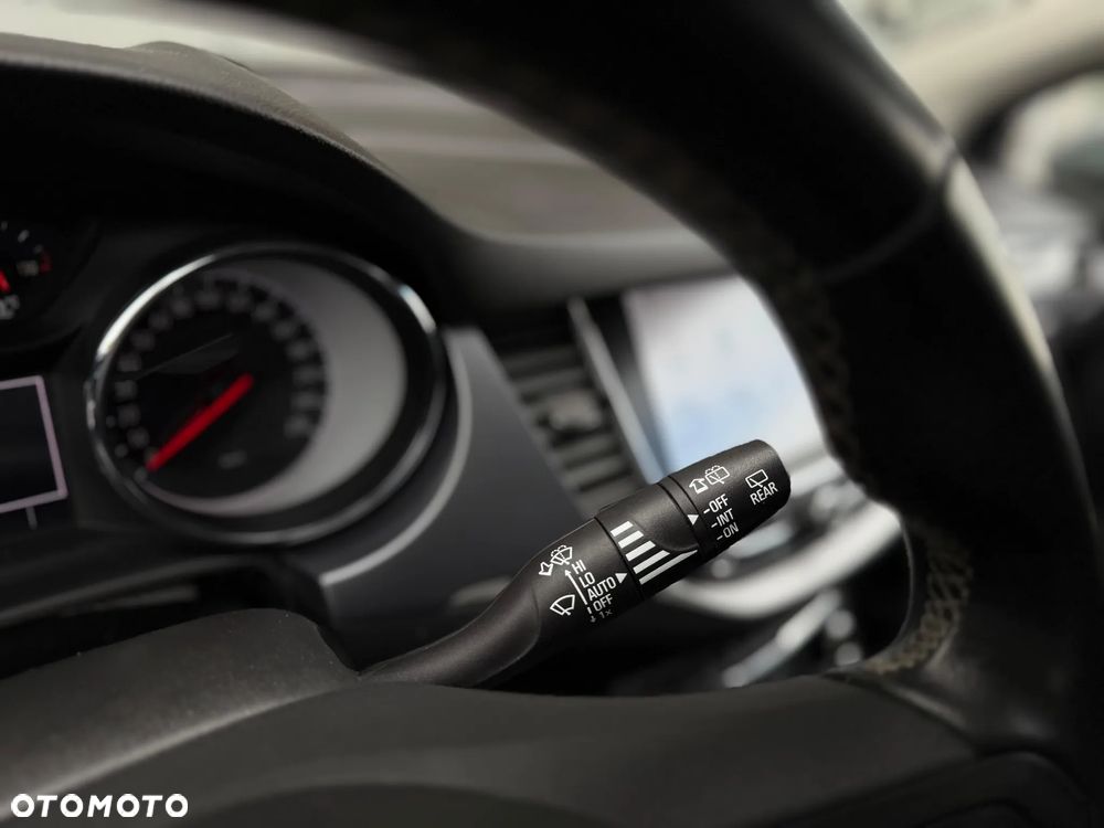 Opel Astra 1.6 CDTI Enjoy - 17