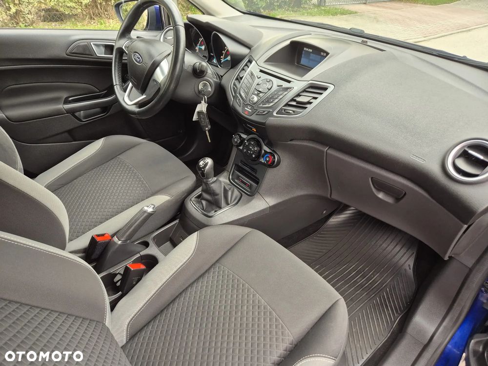 Ford Fiesta 1.25 Titanium EU6 - 12