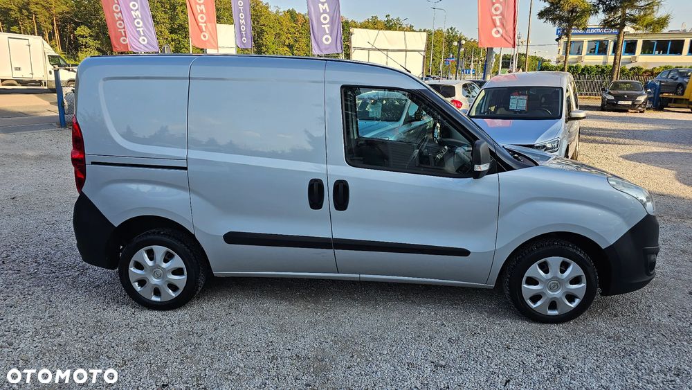 Opel Combo - 21