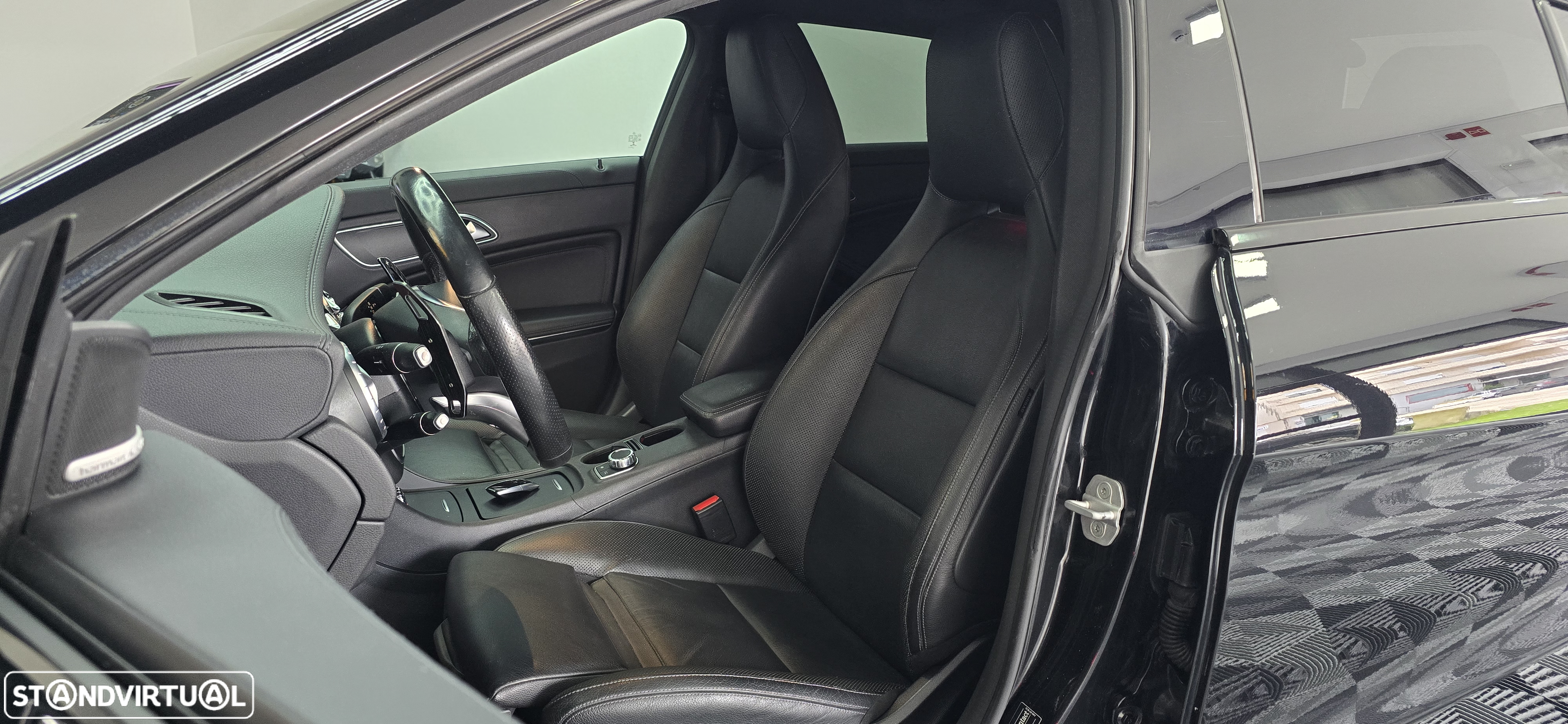 Mercedes-Benz CLA 220 d Shooting Brake AMG Line Aut. - 46