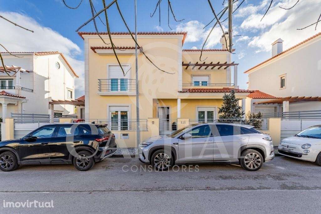 T4 Duplex com Sótão e Piscina na Atalaia - Grande imagem: 4/54