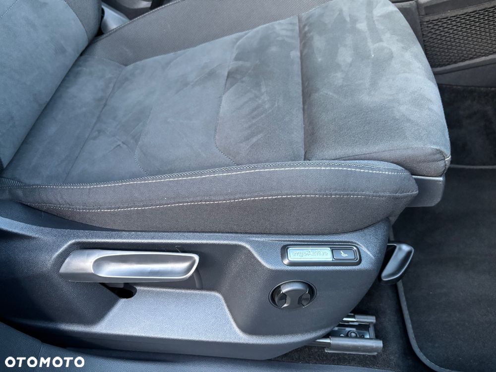 Volkswagen Tiguan Allspace - 24
