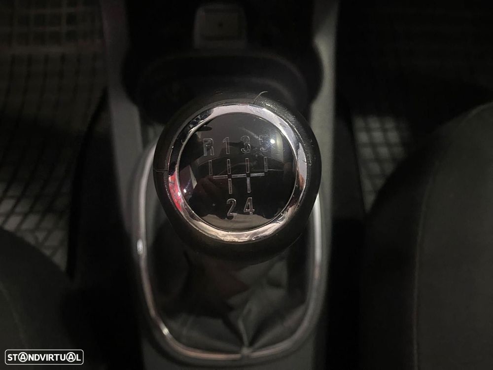 Opel Corsa 1.3 CDTi City - 25