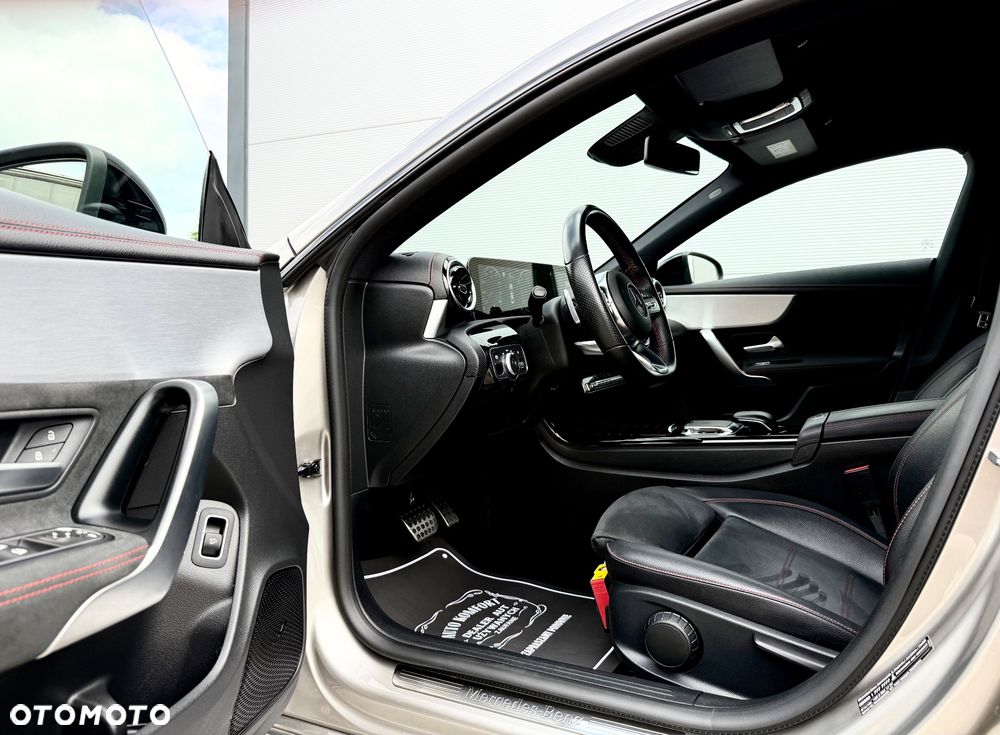 Mercedes-Benz CLA 180 d 7G-DCT AMG Line - 21