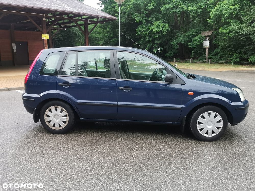 Ford Fusion - 3