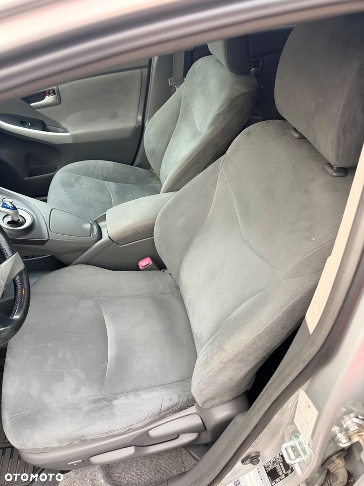 Toyota Prius 1.8 HSD Prestige - 14