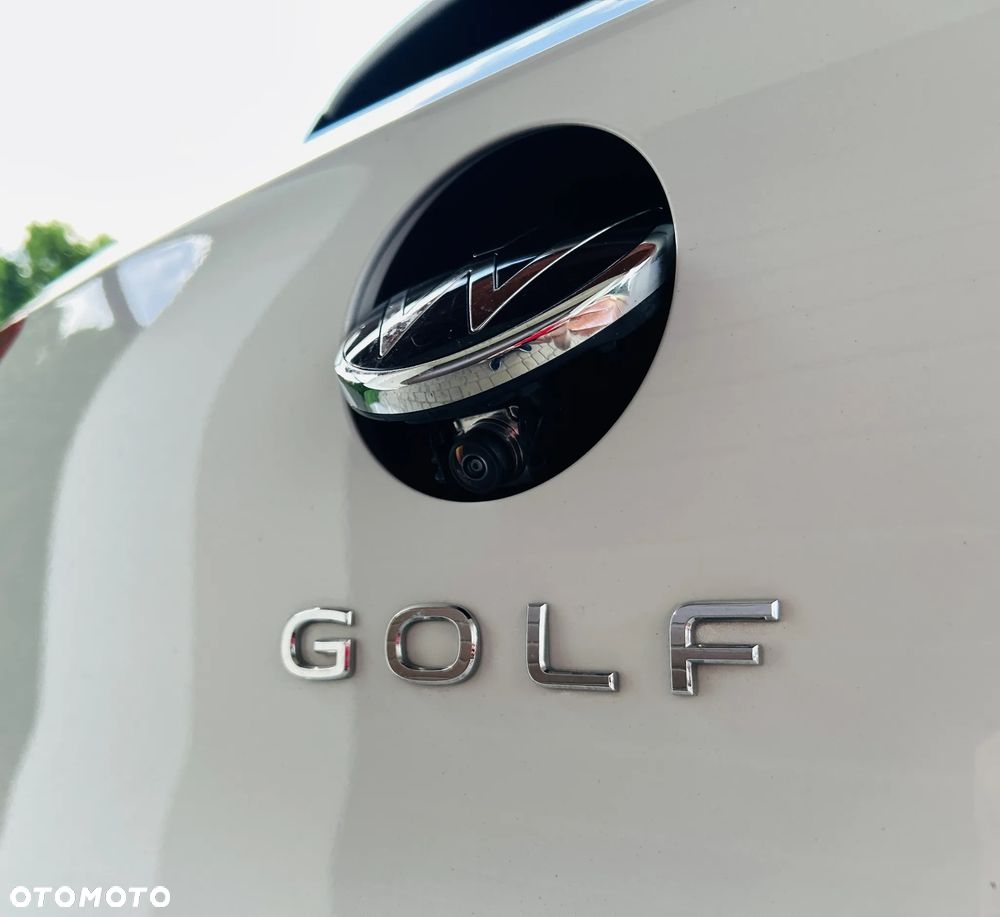 Volkswagen Golf 1.5 TSI EVO Style - 17