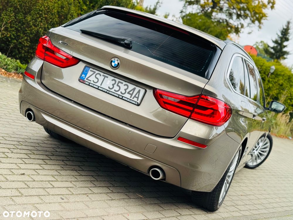 BMW Seria 5 520d xDrive Touring - 3