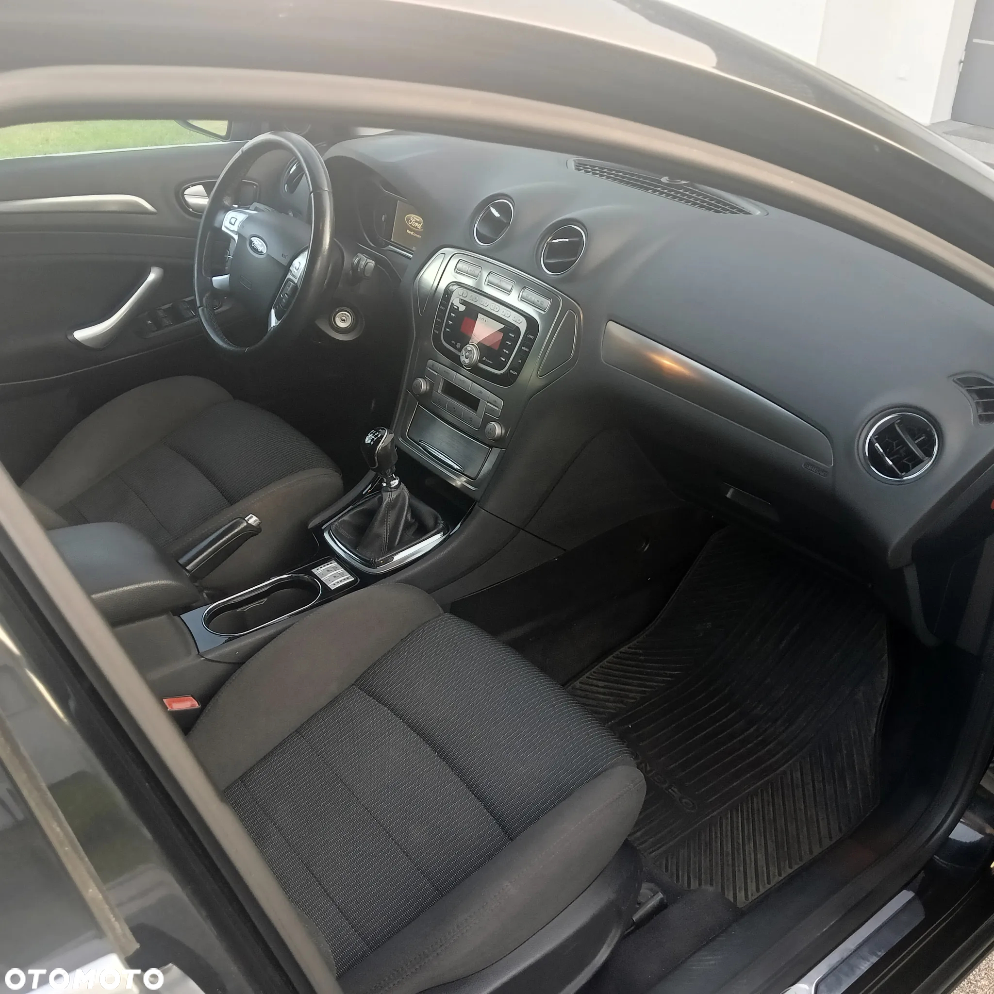Ford Mondeo 2.0 TDCi Titanium - 8